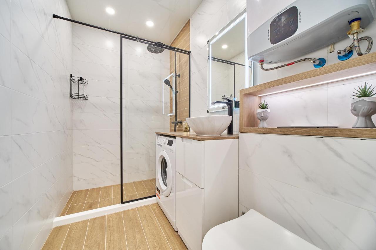 Mediterranea Complex - Luxury Apartment With Sea & Pool View! Várna Kültér fotó