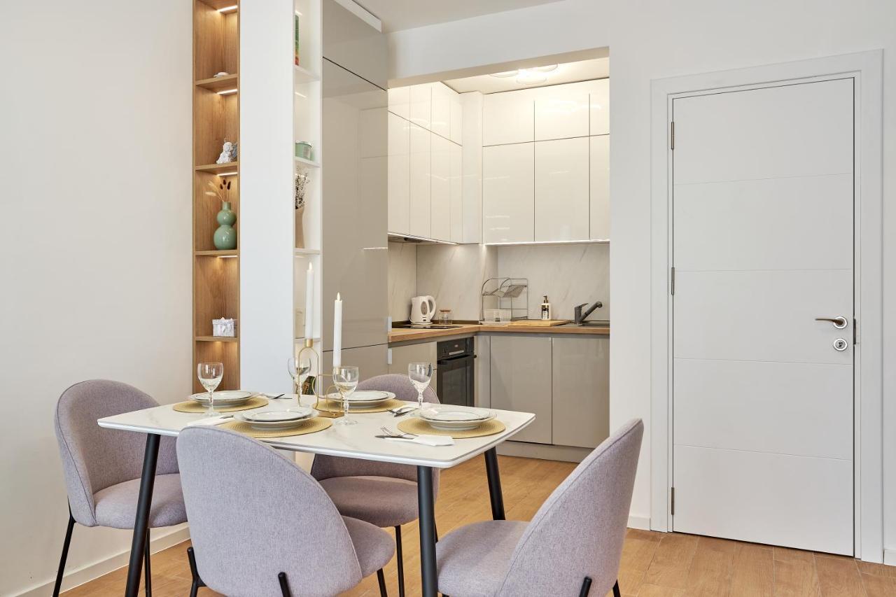 Mediterranea Complex - Luxury Apartment With Sea & Pool View! Várna Kültér fotó