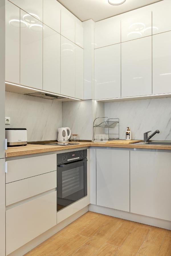 Mediterranea Complex - Luxury Apartment With Sea & Pool View! Várna Kültér fotó
