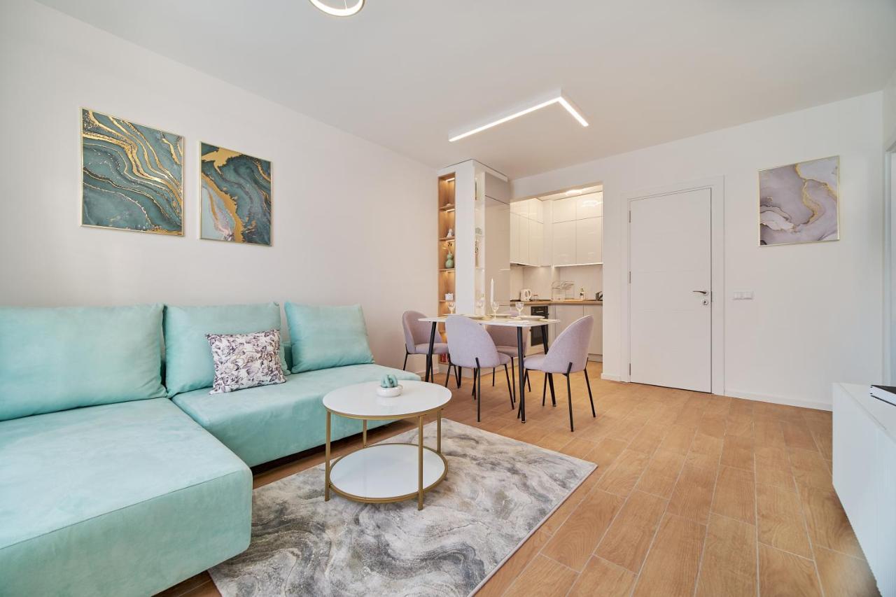 Mediterranea Complex - Luxury Apartment With Sea & Pool View! Várna Kültér fotó