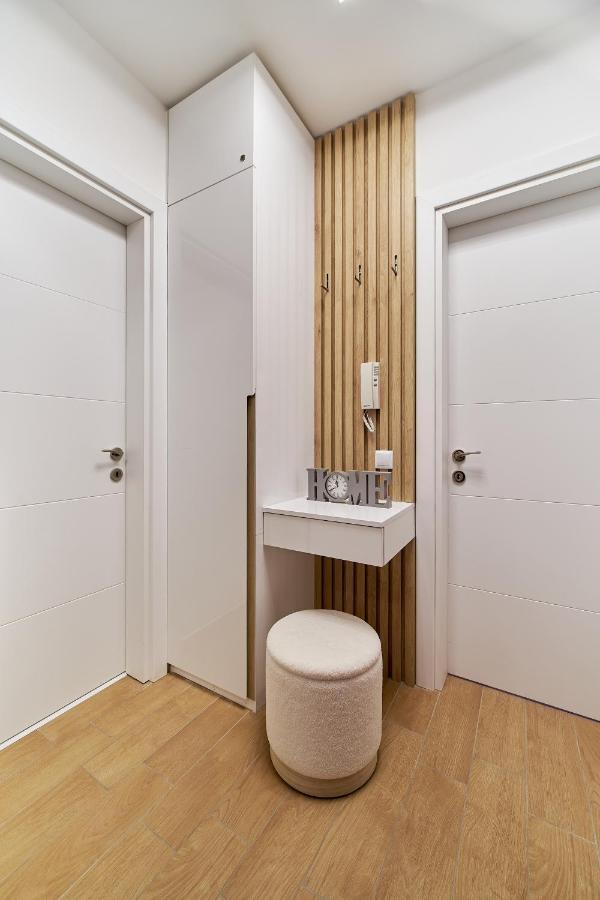 Mediterranea Complex - Luxury Apartment With Sea & Pool View! Várna Kültér fotó