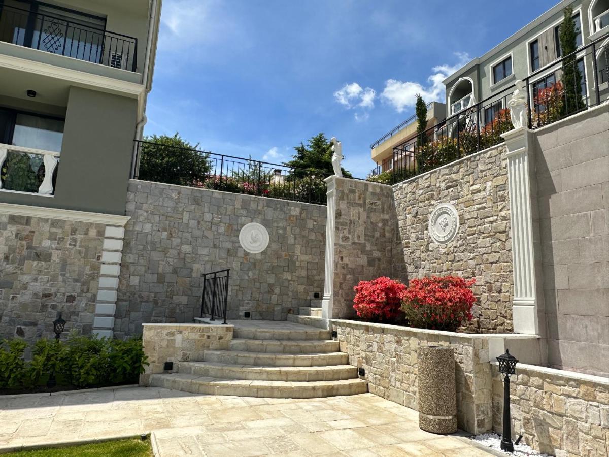 Mediterranea Complex - Luxury Apartment With Sea & Pool View! Várna Kültér fotó